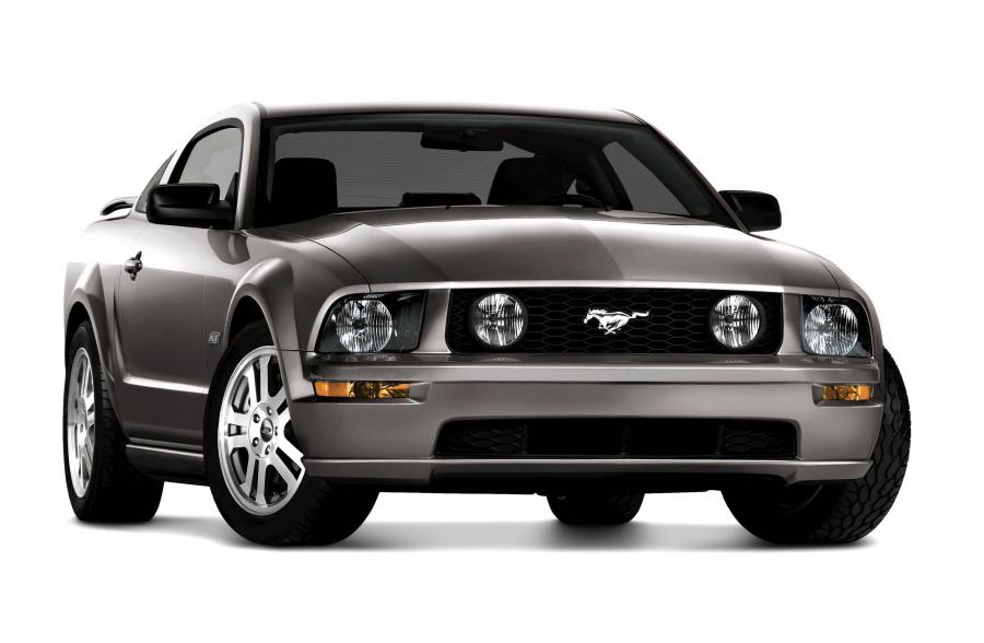  Ford Mustang GT 2005 года  (фото 173 из 209)